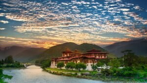 Bhutan-Punakha-Dzong-Sunset-1326288165-Website-1920x1080-fill-gravityauto